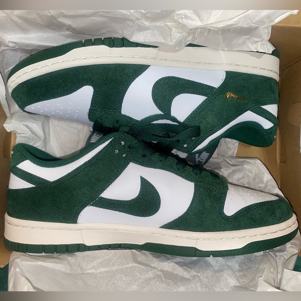 Nike Women's Green and White Sneakers